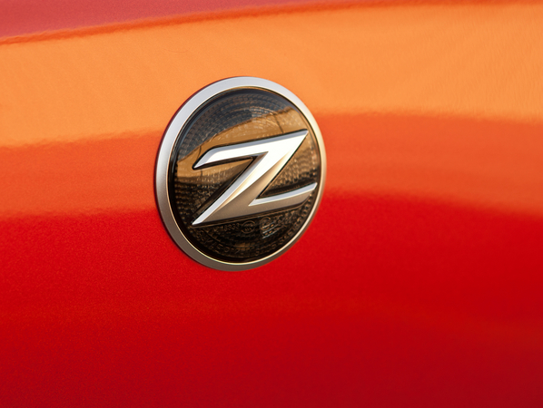 2013 Nissan 370Z Gets New Nose and New Colors 2013 Nissan 370Z Gets New Nose and New Colors