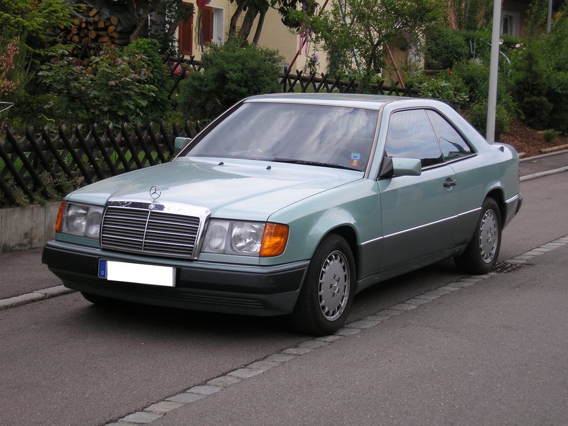 Mercedes-Benz 300 CE Automatic Mercedes-Benz 300 CE Automatic
