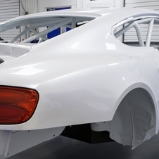 The car is lightened by 1,000kg compared to the production version