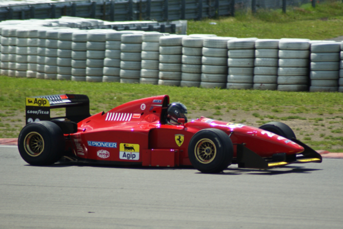 Ferrari 412 T1 Ferrari 412 T1