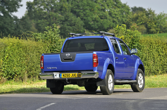 Nissan Navara 2.5 dCi Double Cab Tekna Nissan Navara 2.5 dCi Double Cab Tekna