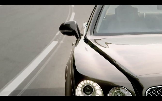 Die Plattform teilt es sich mit dem Continental GT Die Plattform teilt es sich mit dem Continental GT