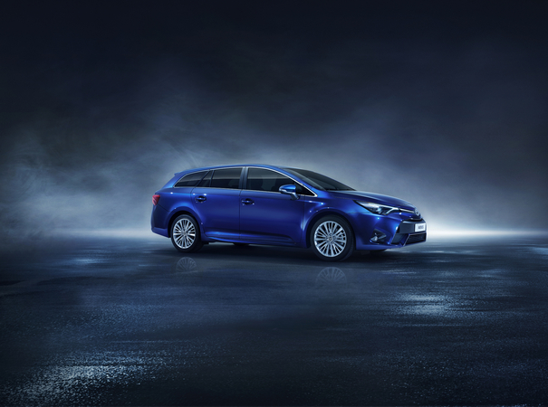 In terms of design, the new Toyota Avensis approaches the current line of the brand In terms of design, the new Toyota Avensis approaches the current line of the brand