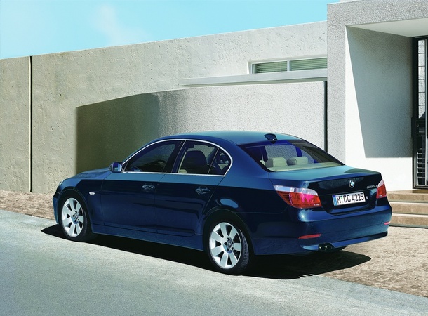 BMW 525i BMW 525i