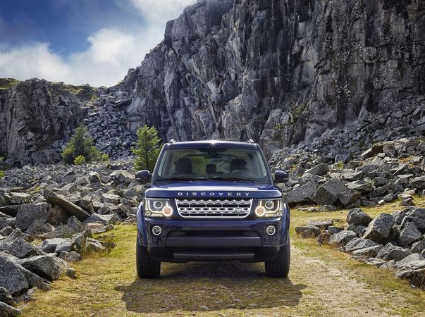 A maior mudança no novo Discovery é o design dianteiro A maior mudança no novo Discovery é o design dianteiro