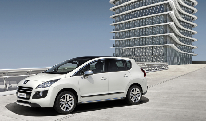 Peugeot 3008 HYbrid4 Limited Edition Automatic Peugeot 3008 HYbrid4 Limited Edition Automatic