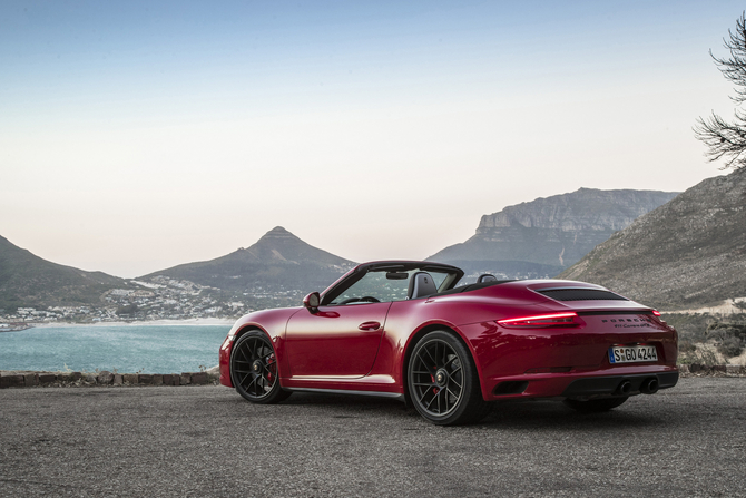 Porsche 911 Carrera GTS Cabriolet Porsche 911 Carrera GTS Cabriolet
