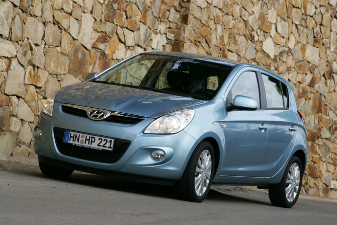 Hyundai i20 1.4 Comfort Automatic Hyundai i20 1.4 Comfort Automatic