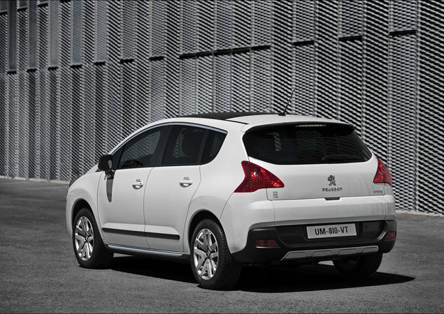 Peugeot 3008 HYbrid4 Limited Edition Automatic Peugeot 3008 HYbrid4 Limited Edition Automatic