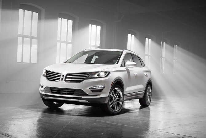 The MKC will go on sale in the summer of 2014 The MKC will go on sale in the summer of 2014