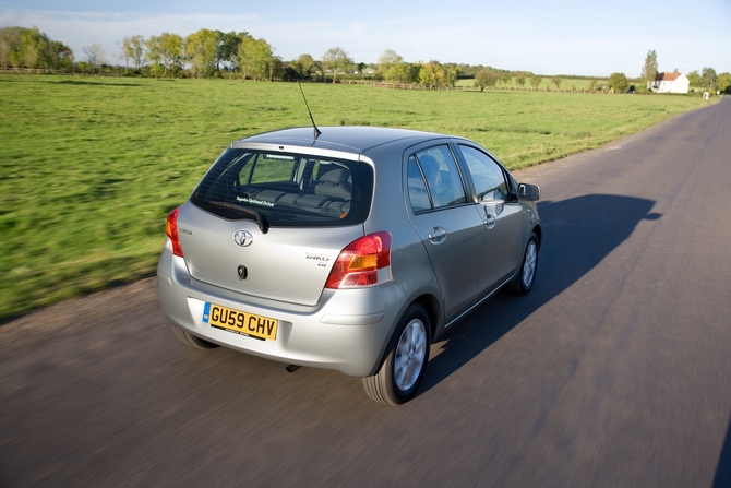 Toyota Yaris Gen.2 Toyota Yaris Gen.2