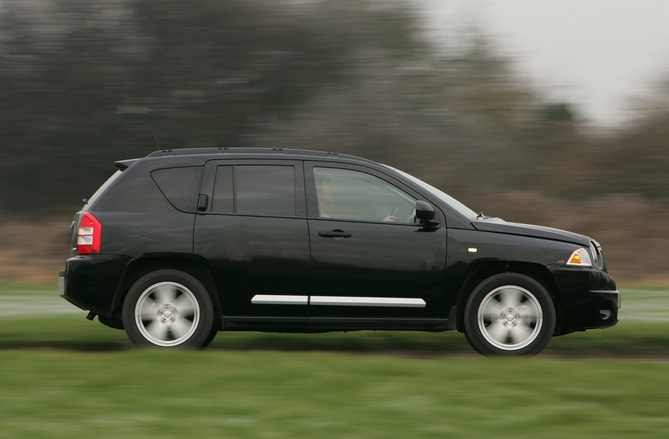 Jeep Compass 2.0 CRD Limited Jeep Compass 2.0 CRD Limited