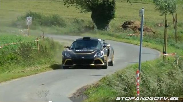 Exige R-GT em ação