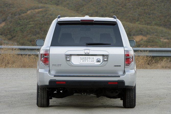 Honda Pilot EX-L 4WD 5-Spd AT Honda Pilot EX-L 4WD 5-Spd AT