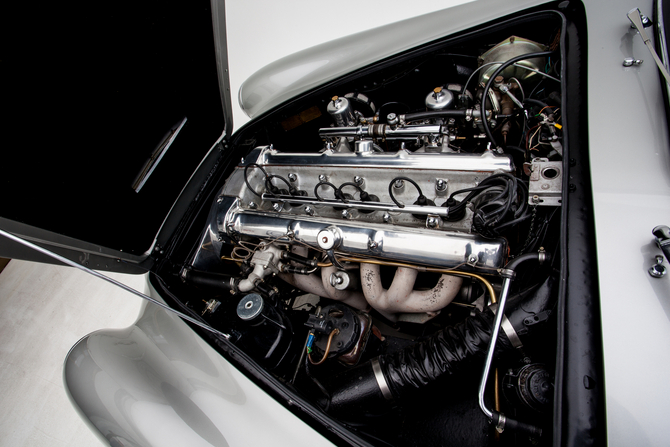 Aston Martin DB4 Aston Martin DB4