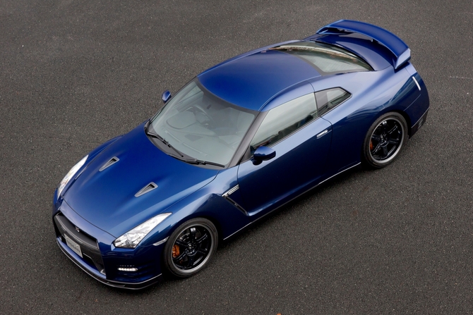 Nissan GT-R Track Pack Black Edition Nissan GT-R Track Pack Black Edition