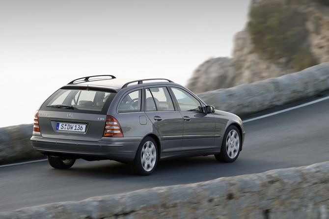 Mercedes-Benz C 320 CDI Estate 4MATIC Mercedes-Benz C 320 CDI Estate 4MATIC