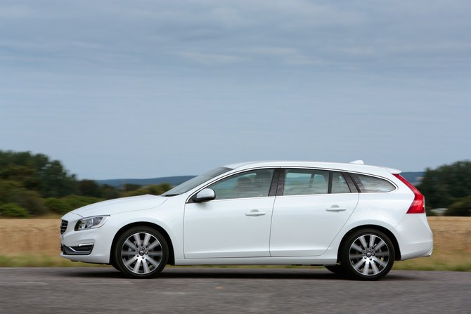 Volvo V60 D2 Summum Eco Powershift Volvo V60 D2 Summum Eco Powershift