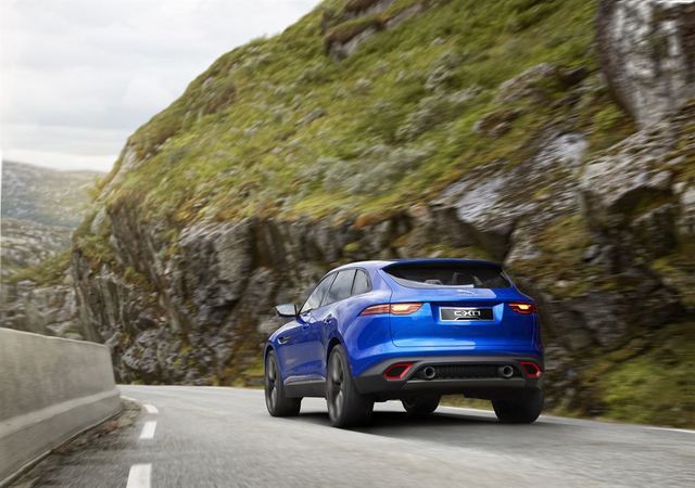 A Jaguar terá provavelmente muito sucesso se decidir produzir o C-X17 A Jaguar terá provavelmente muito sucesso se decidir produzir o C-X17