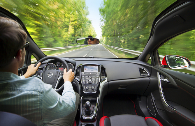The car has a panoramic windshield that allow excellent front visibility The car has a panoramic windshield that allow excellent front visibility