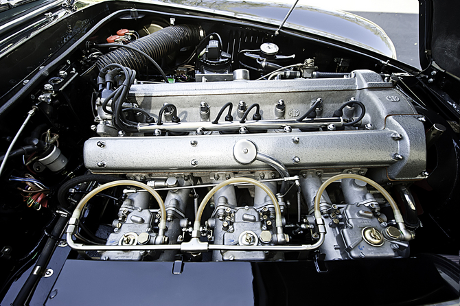 Aston Martin DB6 Vantage Aston Martin DB6 Vantage