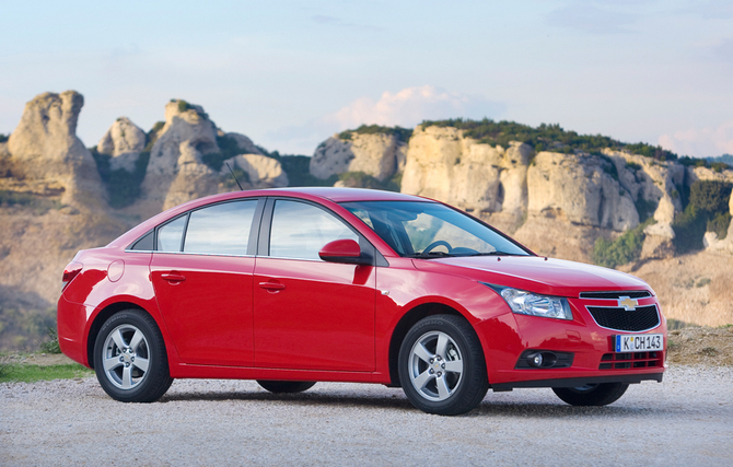 Chevrolet Cruze 2.0 VCDi LT Automatic Chevrolet Cruze 2.0 VCDi LT Automatic