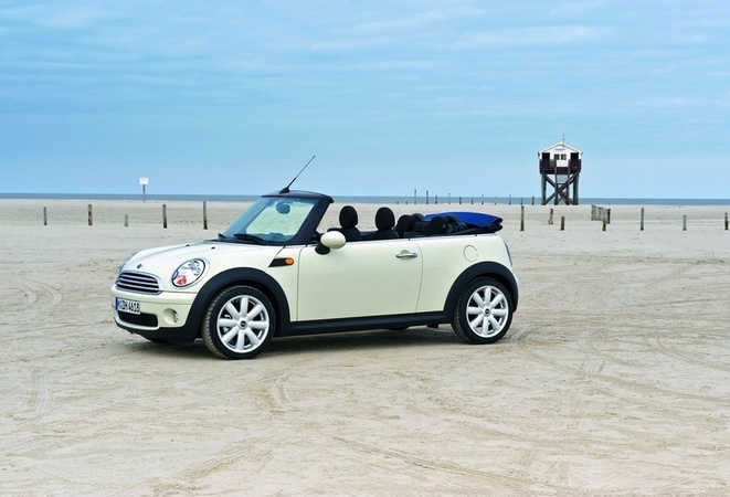 MINI (BMW) Cooper Cabrio MINI (BMW) Cooper Cabrio
