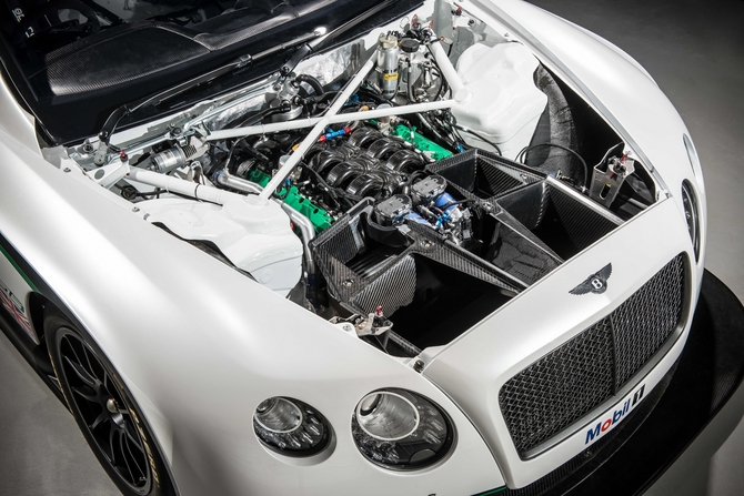 The engine is the same twin-turbo V8 as in the production car The engine is the same twin-turbo V8 as in the production car