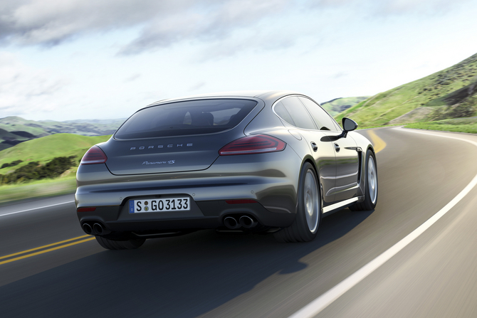 Porsche Panamera 4S Porsche Panamera 4S