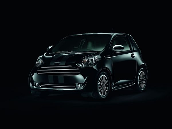 Aston Martin Cygnet LE Black Aston Martin Cygnet LE Black