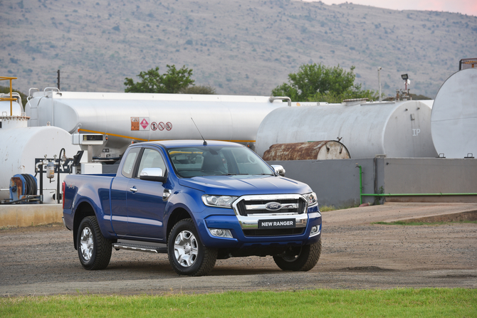 Ford Ranger Double Cab XLT S&S 4x4 2.2TDCi Ford Ranger Double Cab XLT S&S 4x4 2.2TDCi