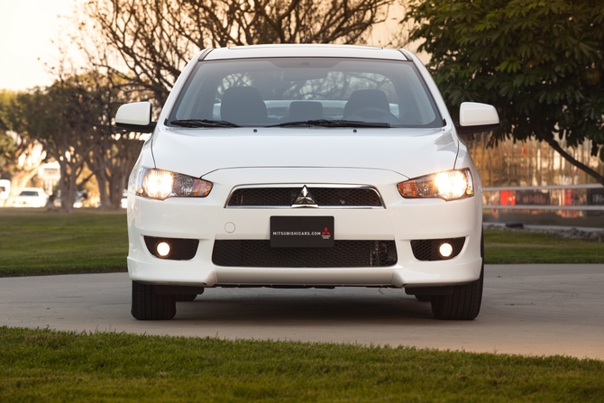 Mitsubishi Lancer ES Mitsubishi Lancer ES