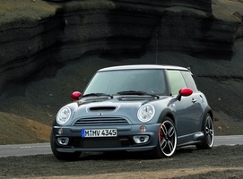 MINI (BMW) Cooper S with John Cooper Works GP Kit
