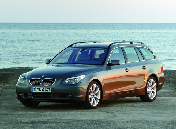BMW 545i Touring Automatic BMW 545i Touring Automatic