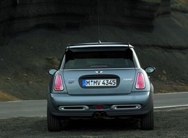 MINI (BMW) Cooper S with John Cooper Works GP Kit