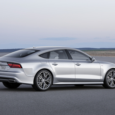 The range of the updated model will feature a choice of five engines, two petrol and three diesel, with outputs ranging from 218 to 450hp