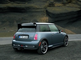 MINI (BMW) Cooper S with John Cooper Works GP Kit