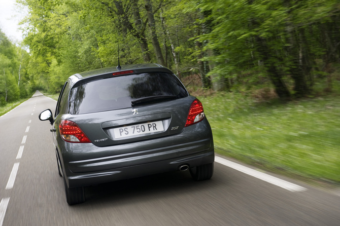 Peugeot 207 Hatchback 1.6 VTi Active Peugeot 207 Hatchback 1.6 VTi Active
