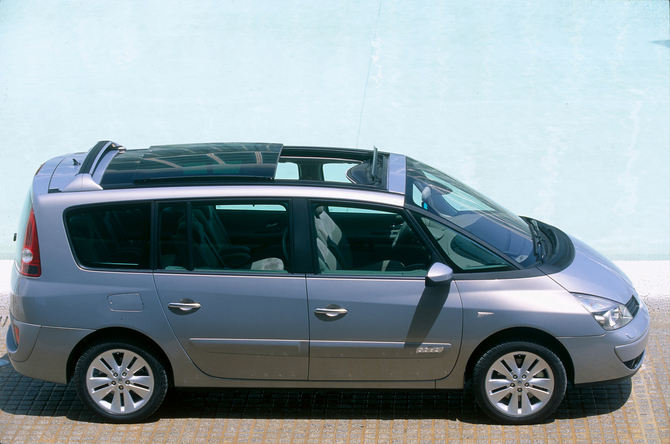 Renault Grand Espace dCi 175 FAP Initiale Renault Grand Espace dCi 175 FAP Initiale