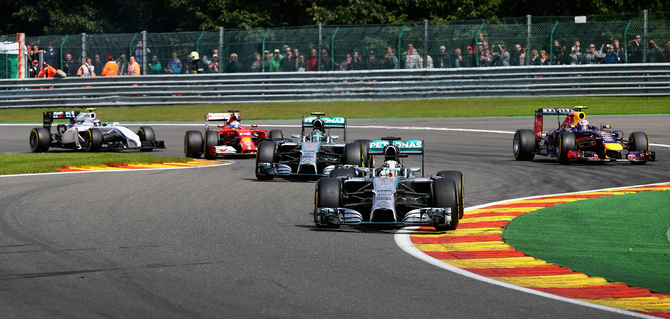 The day was sentenced with the collision of the two Mercedes in lap 2 The day was sentenced with the collision of the two Mercedes in lap 2