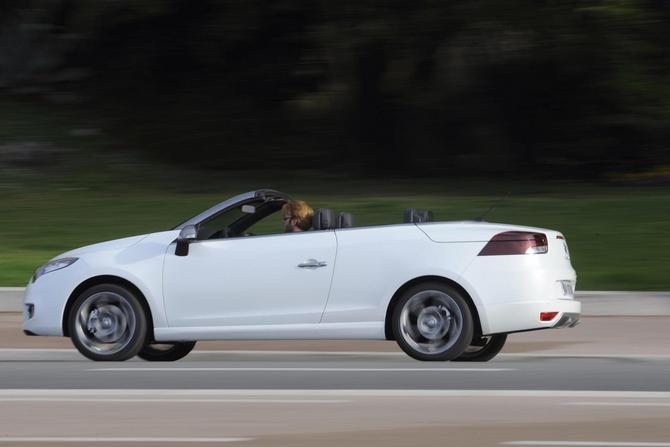 Renault Mégane Coupé-Cabriolet GT Line dCi 110 FAP Renault Mégane Coupé-Cabriolet GT Line dCi 110 FAP