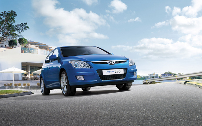 Hyundai i30 1.6 CRDi Automatic Hyundai i30 1.6 CRDi Automatic