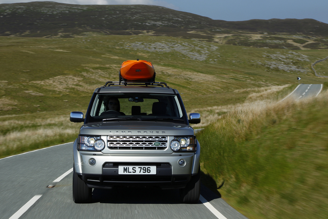 Land Rover Discovery 4 TDV6 3.0 HSE 211hp Land Rover Discovery 4 TDV6 3.0 HSE 211hp