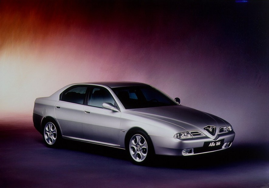 photo courtesy of Alfa Romeo Alfa Romeo 166 30 V6 24v Sportronic