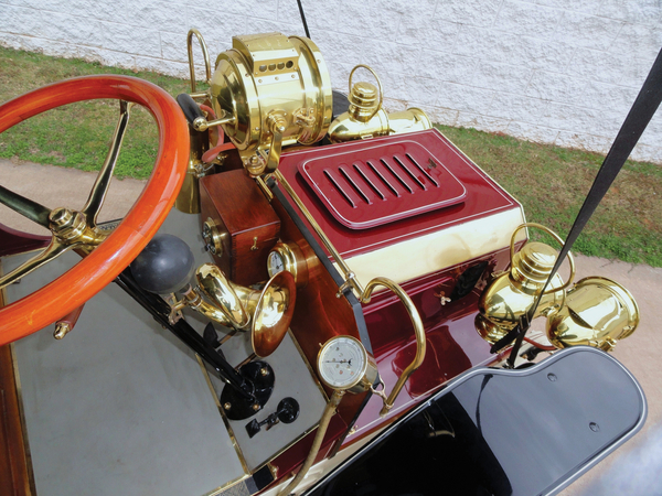 REO Two-Cylinder Five-Passenger Detachable Tonneau REO Two-Cylinder Five-Passenger Detachable Tonneau
