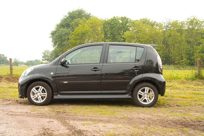 Daihatsu Sirion 1.3 Daihatsu Sirion 1.3