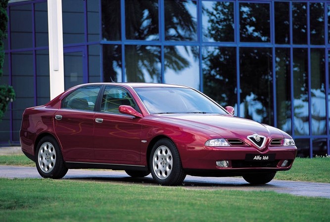 Alfa Romeo 166 2.5 V6 24v Alfa Romeo 166 2.5 V6 24v