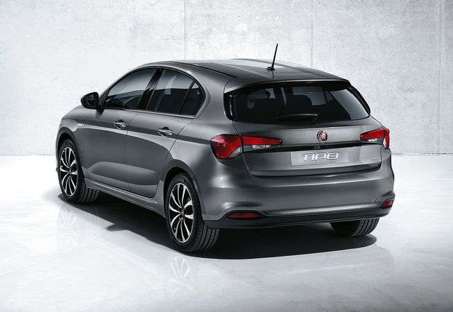 Fiat Tipo 1.6 MultiJet Fiat Tipo 1.6 MultiJet