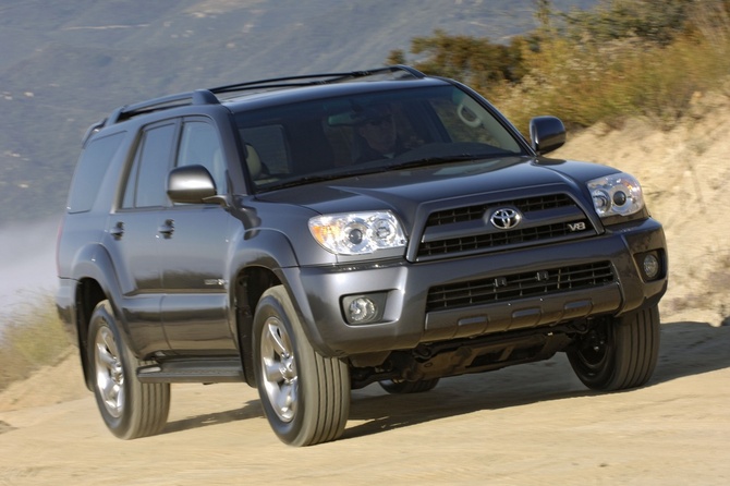 Toyota 4 Runner Sport Edition 4X2 V8 Toyota 4 Runner Sport Edition 4X2 V8