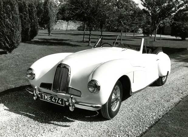 Aston Martin 2-Litre (DB-1) Aston Martin 2-Litre (DB-1)